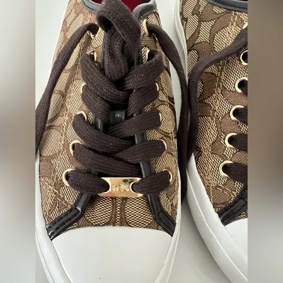 🔥 Coach Empire Lace-Up Sneakers – Size 7 – Excellent Condition! 🔥