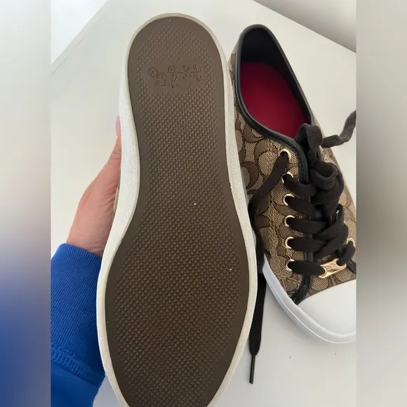 🔥 Coach Empire Lace-Up Sneakers – Size 7 – Excellent Condition! 🔥