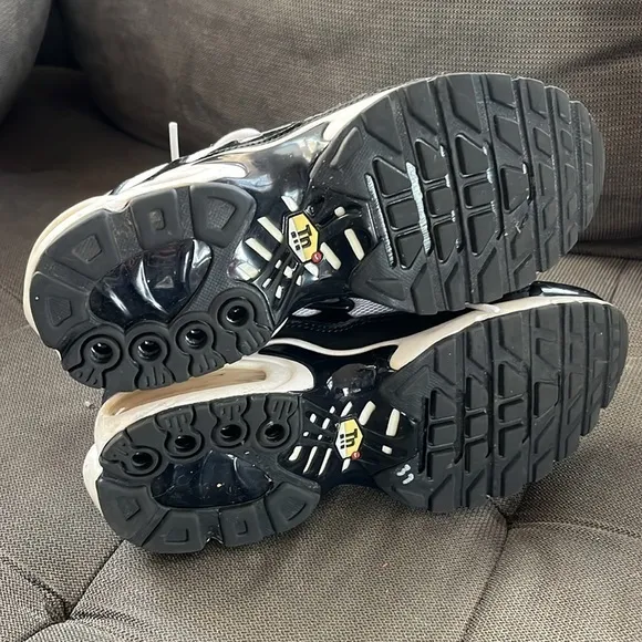 🇪🇸 Nike Air Max Plus &quot;Oreo&quot; sneakers black white 4.5 youth