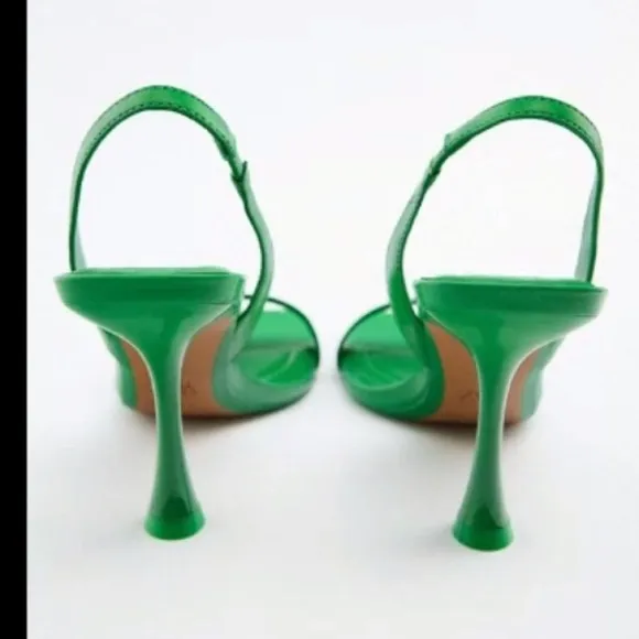 💚 SLINGBACK HEELED LEATHER SANDALS