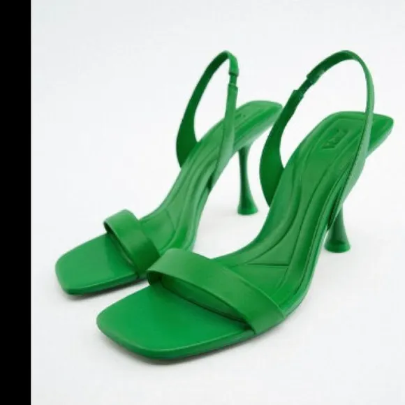 💚 SLINGBACK HEELED LEATHER SANDALS