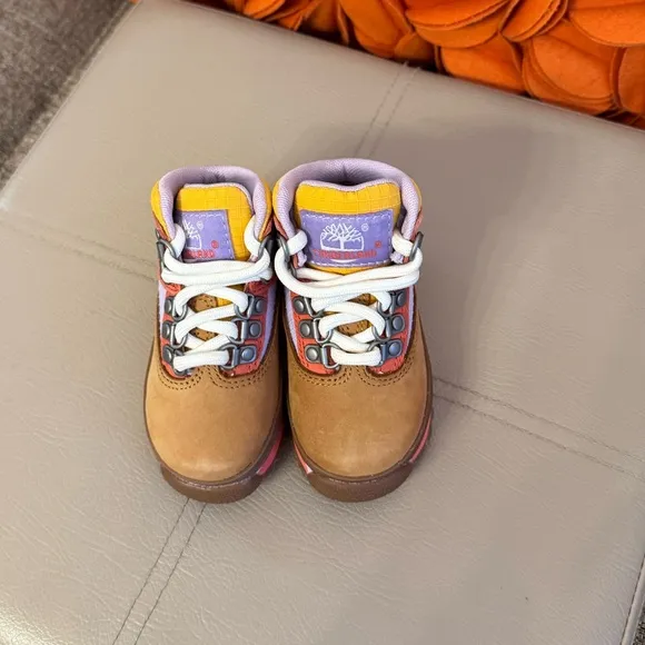 ❣️🆕 Timberland Leather Euro Hiker Mid Lace Up Boots❣️