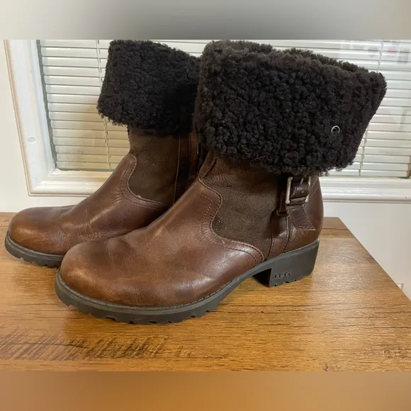 ‼️ UGG Bellvue II Boots - Women's size 8