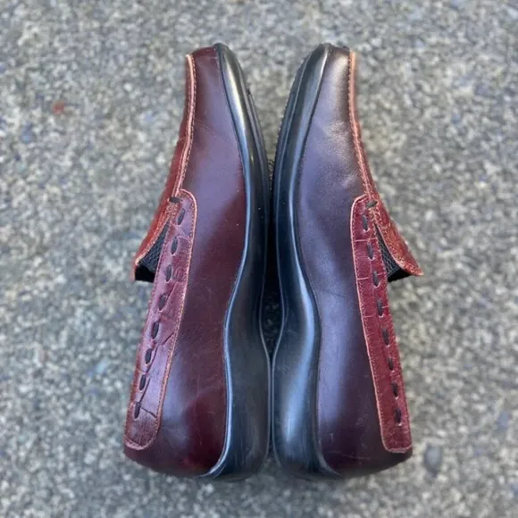 1803 Made in Portugal Leather Nome Loafers Sz 39/ usa sz 8