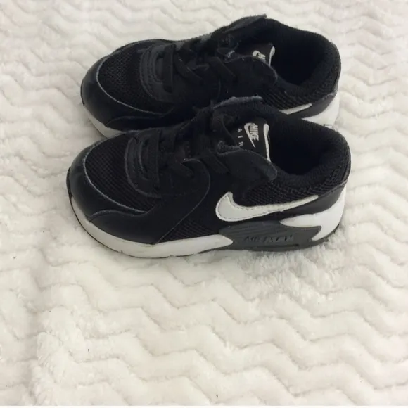 2 Nike AirMax Excee Unisex Black/White/Gray Toddlers Sneakers Size 7C &amp; 5C