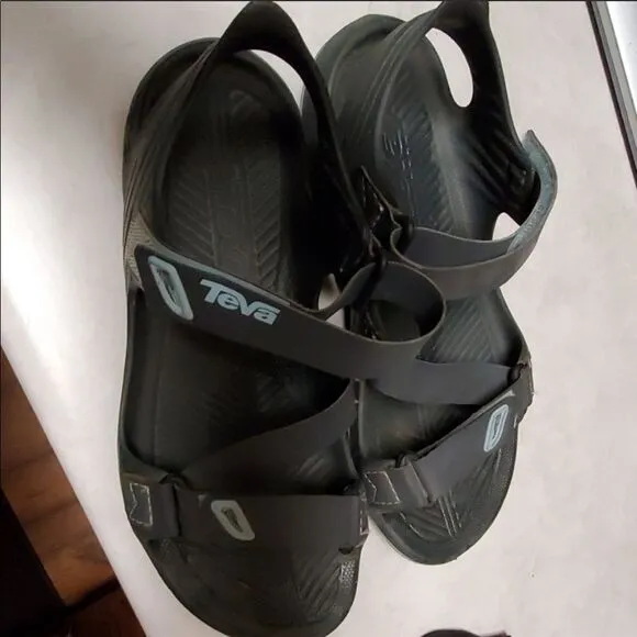 ✨3xHP✨Teva Women's Barracuda Sandals✨