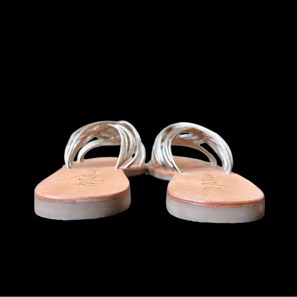 50% off! Matisse Gold Leather Tate Slide Flat Sandals Size 9