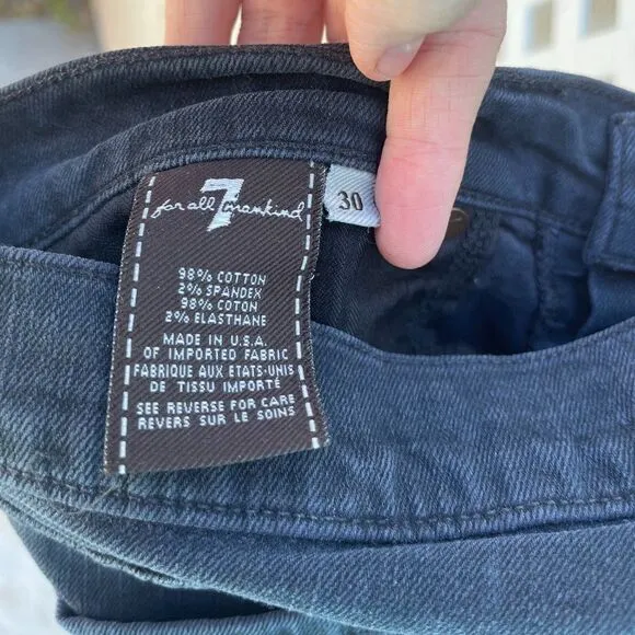 7 For All Man Kind- Blue Jeans- Size 30, Length 39