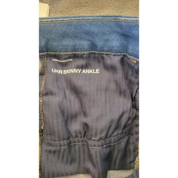 7 for all Mankind UHR Skinny Ankle Jeans