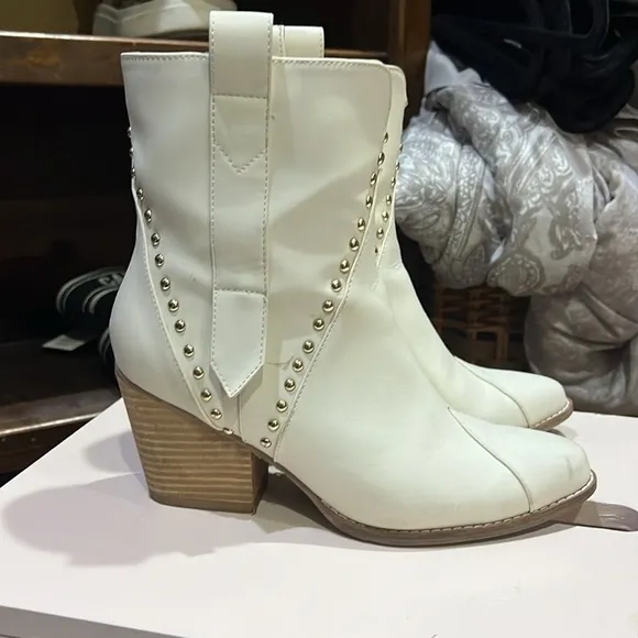 Ace Boots