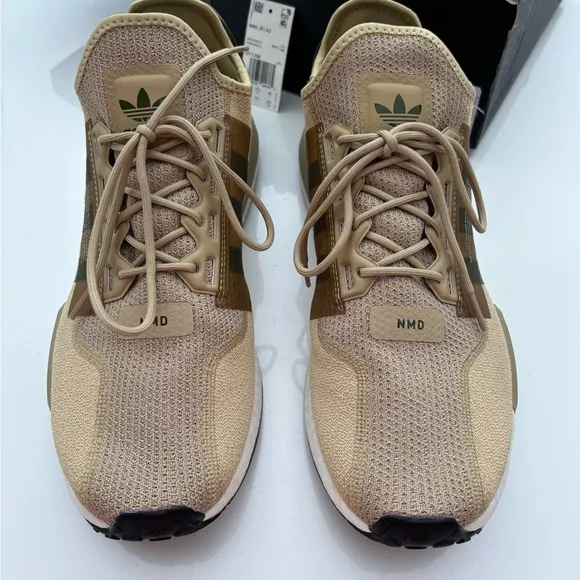 adidas Beige Sneakers