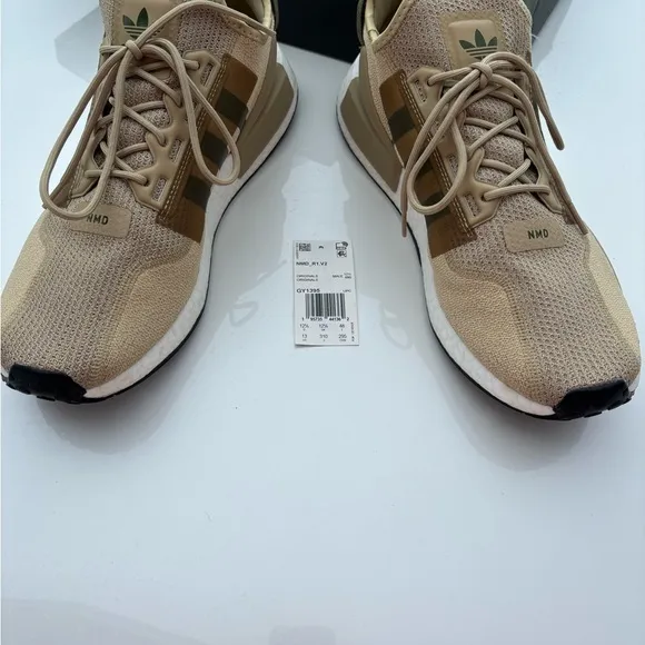 adidas Beige Sneakers