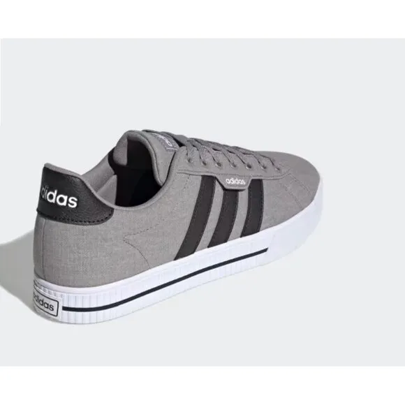 Adidas men's Daily 3.0 Sneakers new size 9.5