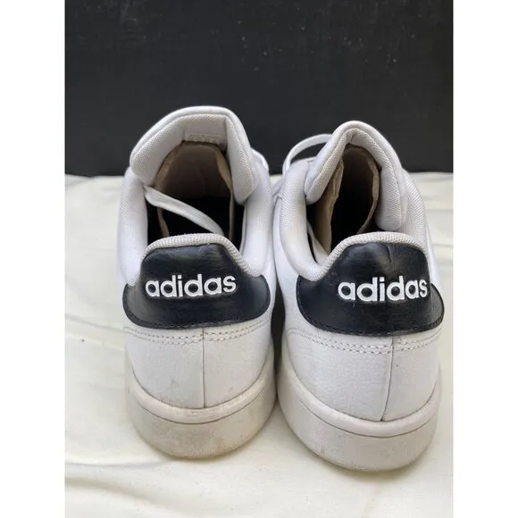 Adidas Mens White Black Sneakers Shoes SIze 11.5 SKU 6821