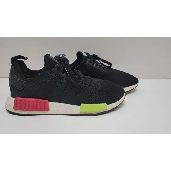 Adidas NMD R1 Core Black/Energy Pink Men's‎ Size 11 Great Condition
