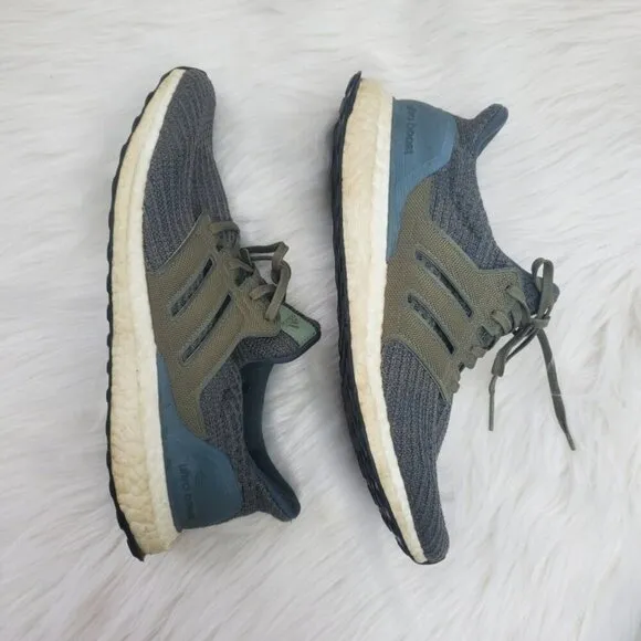 Adidas Ultra Boost 2.0 Mens 9.5 great condition. Retail:$310 Olive green low top