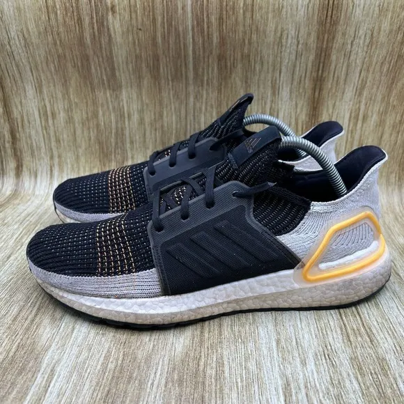 Adidas Ultraboost 19 Men's Size 10 Black Trace Cargo Sneakers Shoes G27514