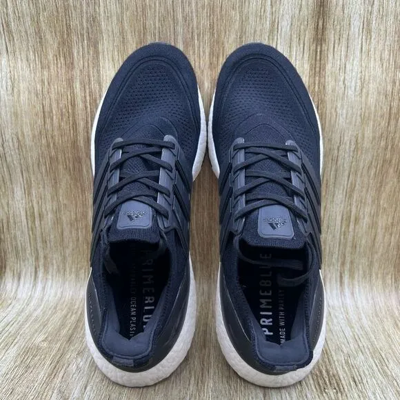 Adidas Ultraboost‎ 21 Men's Size 11 Black White Shoes Athletic Sneakers FY0378