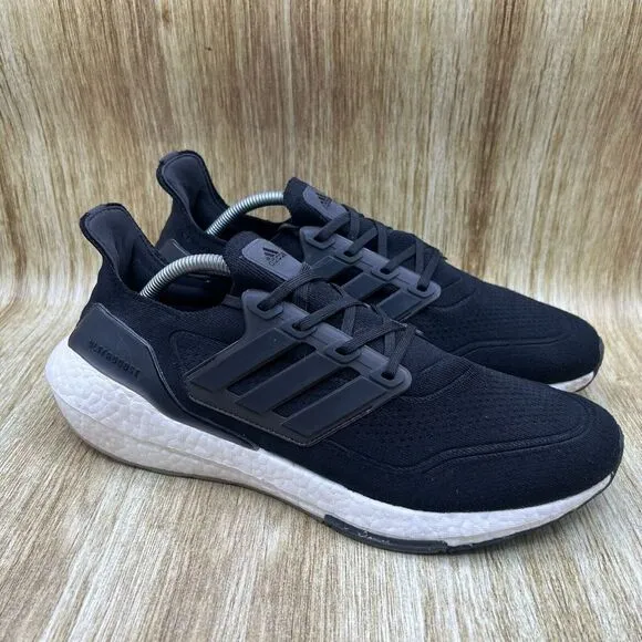 Adidas Ultraboost‎ 21 Men's Size 11 Black White Shoes Athletic Sneakers FY0378