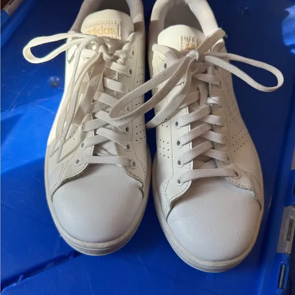 adidas White and Gold Sneakers with Perforated Upper‎ and Low-Top Design