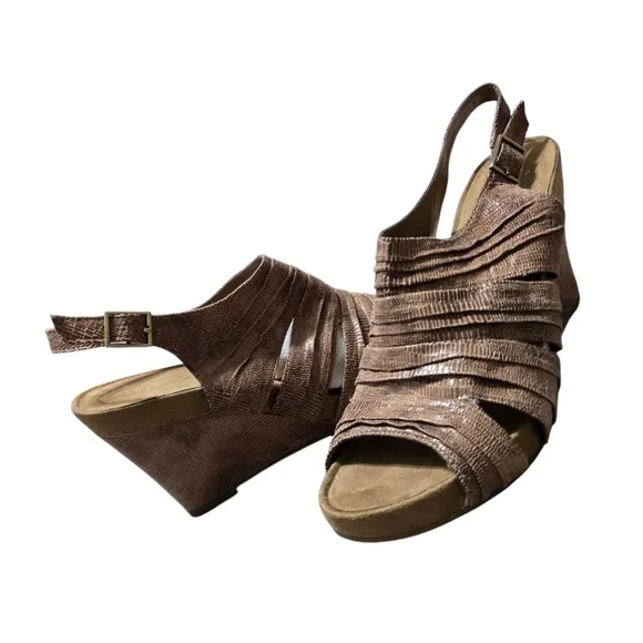 AEROSOLES-PLUSH ON YOU Wedges Slingback Metallic Taupe, Womens 9.5