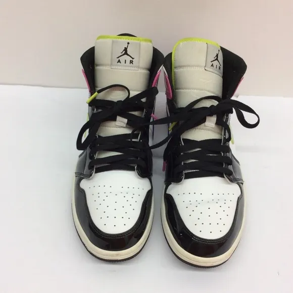 Air Jordan 1 Mid SE Mens White Cyber Active Fuchsia Size 12 CZ9834100 Pre-Owbed