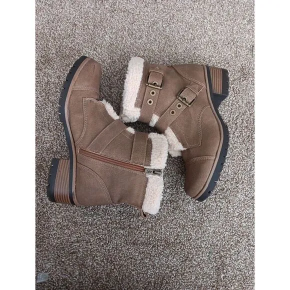 AK Sport Boots Aklolly Vegan Leather Buckle Faux Sheepskin Sherpa Sz 7.5M