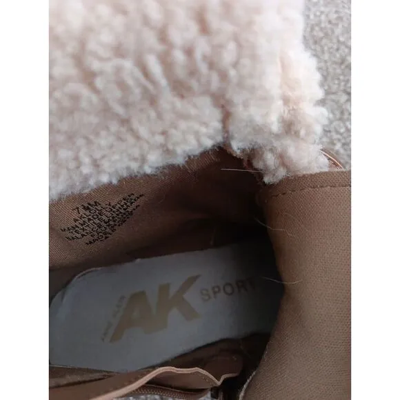 AK Sport Boots Aklolly Vegan Leather Buckle Faux Sheepskin Sherpa Sz 7.5M