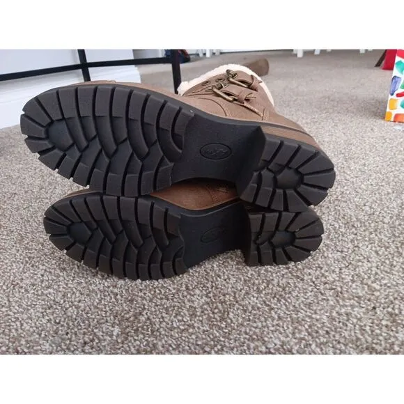 AK Sport Boots Aklolly Vegan Leather Buckle Faux Sheepskin Sherpa Sz 7.5M