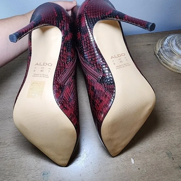 Aldo snake print ankle booties size 9 new without a box