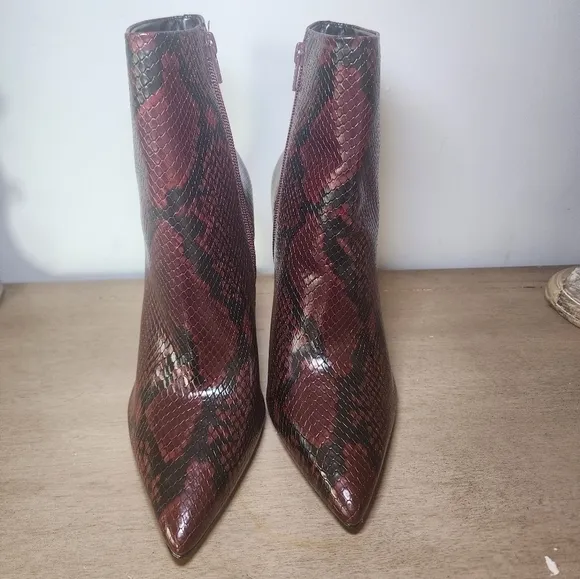 Aldo snake print ankle booties size 9 new without a box