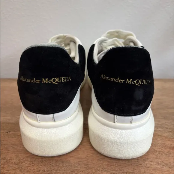 Alexander McQueen velvet trimmed oversized sneaker Women’s 39/40 white &amp; black
