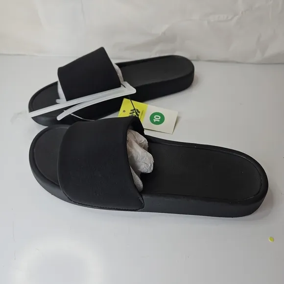 All In Motion Women's Makenna Slide Sandals Casual Foam Various Sizes/ Colors
