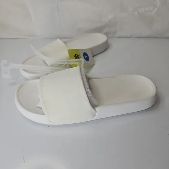 All In Motion Women's Makenna Slide Sandals Casual Foam Various Sizes/ Colors