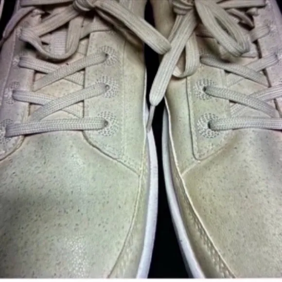 Allbirds Cream Sneakers Minimalist Canvas worn only handful times