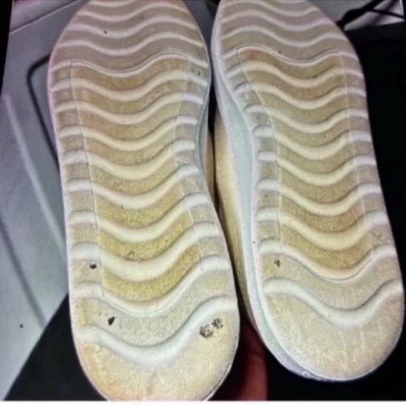 Allbirds Cream Sneakers Minimalist Canvas worn only handful times