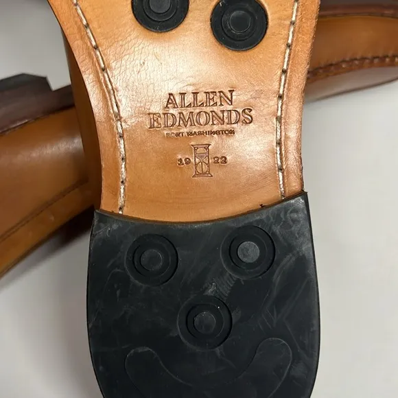 Allen Edmond Dylan Walnut Brown Loafers Men’s Size 8D