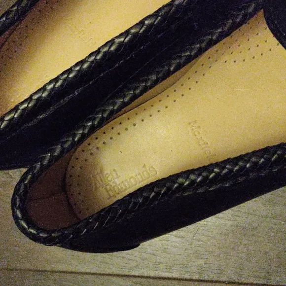 Allen Edmonds &quot;Maxfield&quot; Black Leather Tassel Loafers