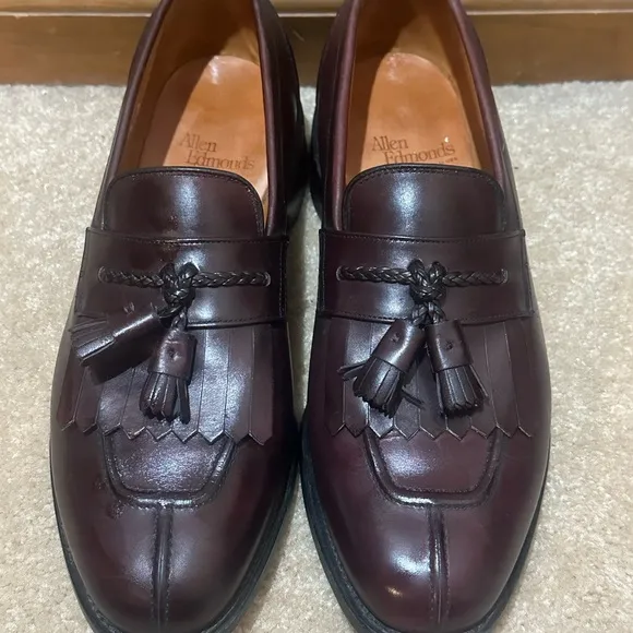 Allen Edmonds Cannondale Burgandy Tassel Loafer Size 10.5