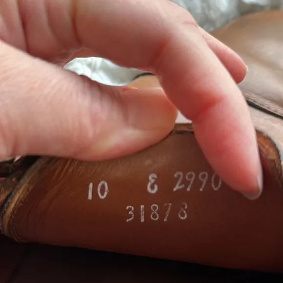 Allen Edmonds Mora‎ Loafers