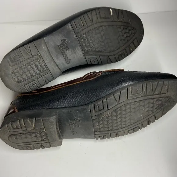 Allen Edmonds Nashua Mens 10 Black Pebbled Leather Brown Kiltie Tassel Loafers
