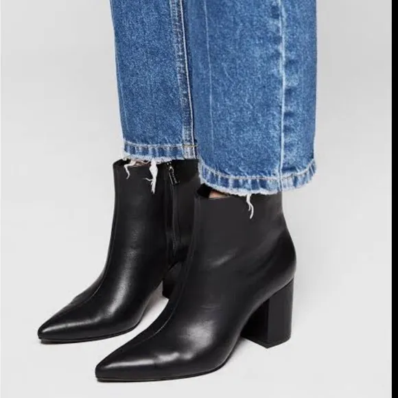 ANINE BING • NATALIE BOOTS