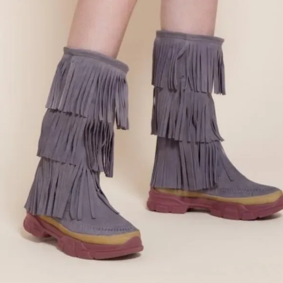 Anthropologie New LaidBack London Pull on Fringe Boho Suede boots Coachella 🌸🌈