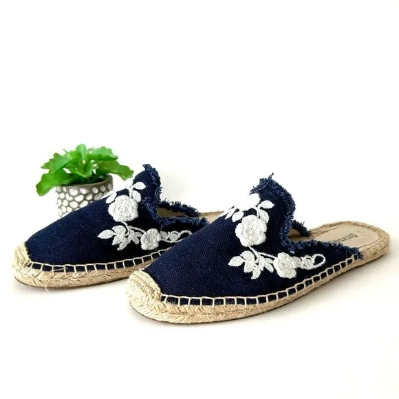 Anthropologie Soludos Frayed Floral Espadrilles Dark Blue White Slide Mule 7.5