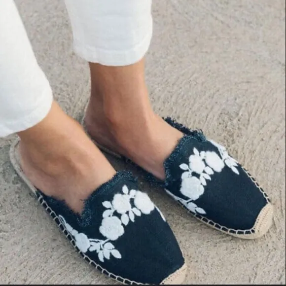 Anthropologie Soludos Frayed Floral Espadrilles Dark Blue White Slide Mule 7.5