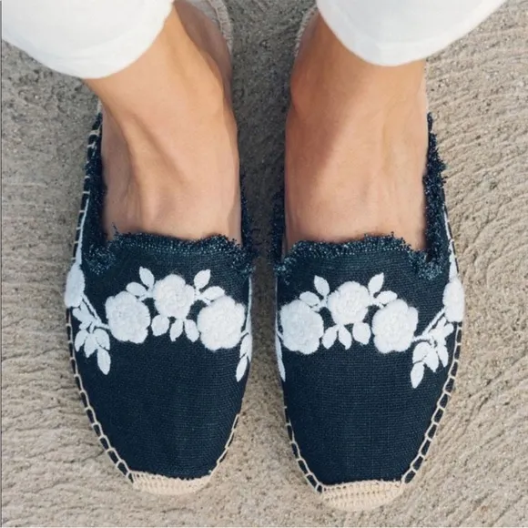 Anthropologie Soludos Frayed Floral Espadrilles Dark Blue White Slide Mule 7.5