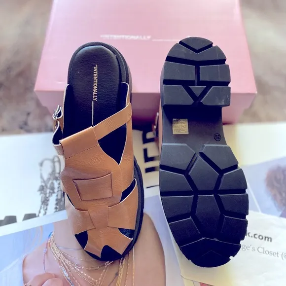Anthropologie x Intentionally Blank Kurt Fisherman Sandal