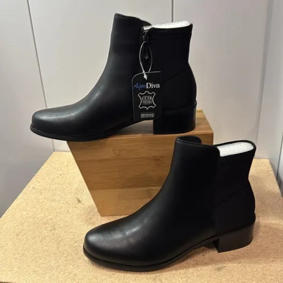 Aqua Diva Wembley Ankle Boots  (TS8)