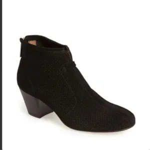 Aquatalia Black Xcel Dry Suede Leather Perforated Back-Zip Ankle Bootie Shoe 10