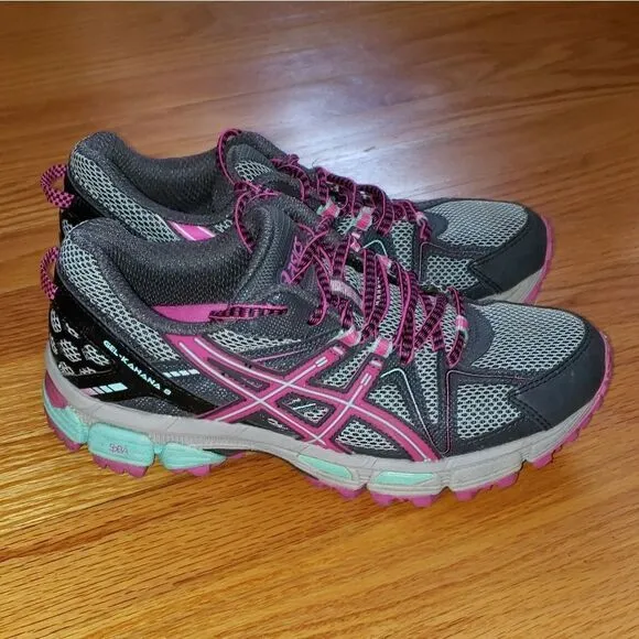 Asics Sneakers